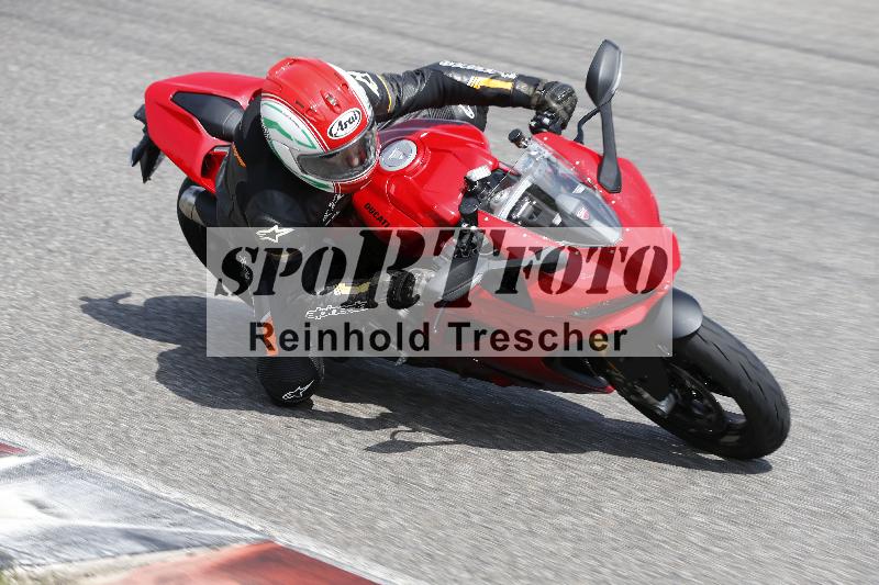 /27 12.06.2025 Ducati Schweiz Trackday Warmup  ADR/gelb-jeaune/ohne